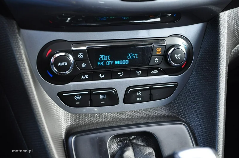 Ford Tourneo Connect 37
