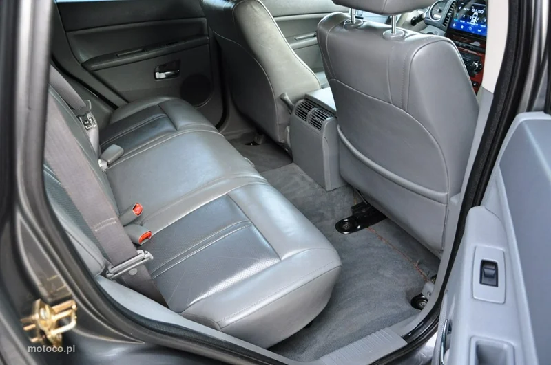 Jeep Grand Cherokee 29