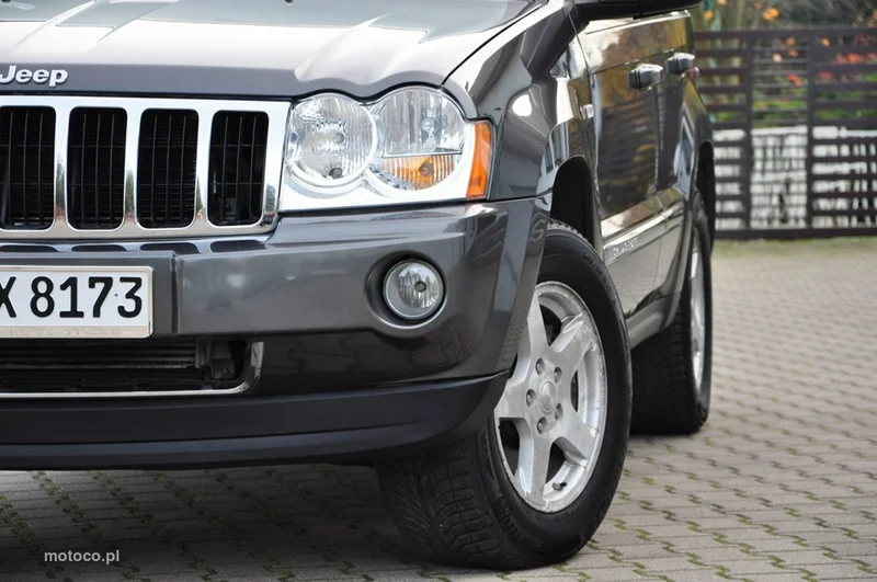 Jeep Grand Cherokee 8