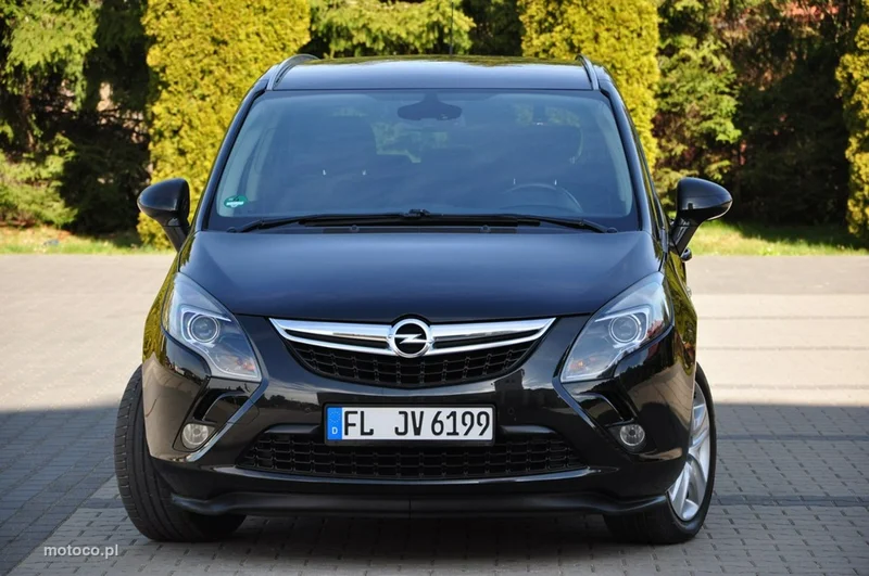 Opel Zafira C Tourer 2