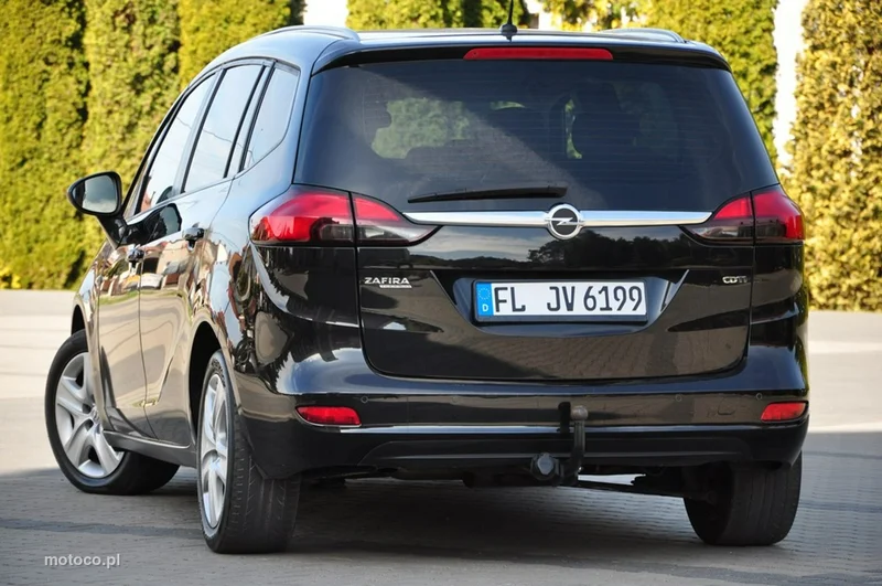 Opel Zafira C Tourer 19