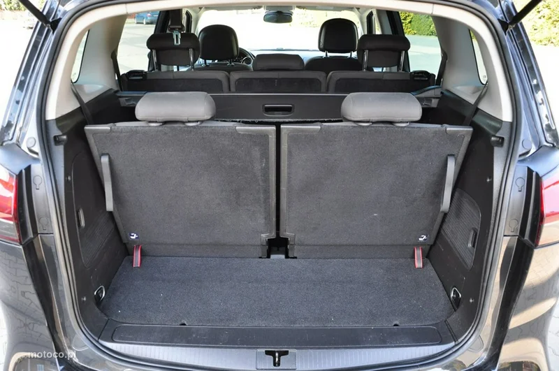 Opel Zafira C Tourer 25