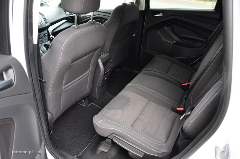 Ford Kuga II 26