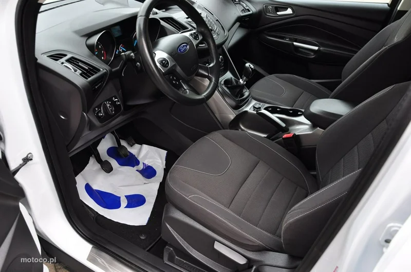 Ford Kuga II 31