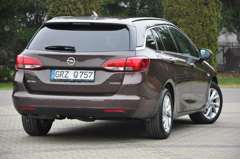 Opel Astra K 14