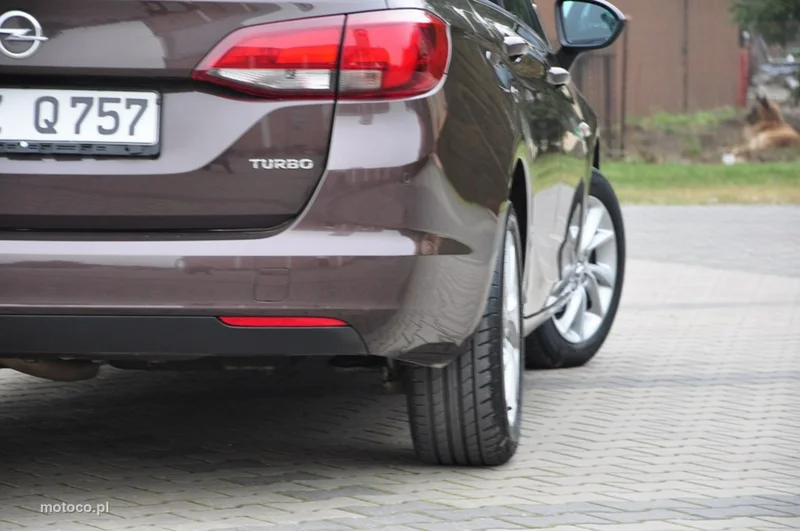 Opel Astra K 19