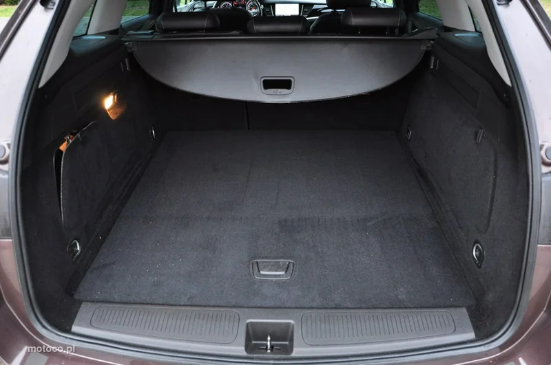 Opel Astra K 26