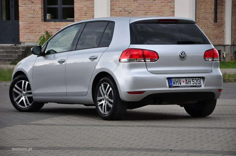 Volkswagen Golf VI 20