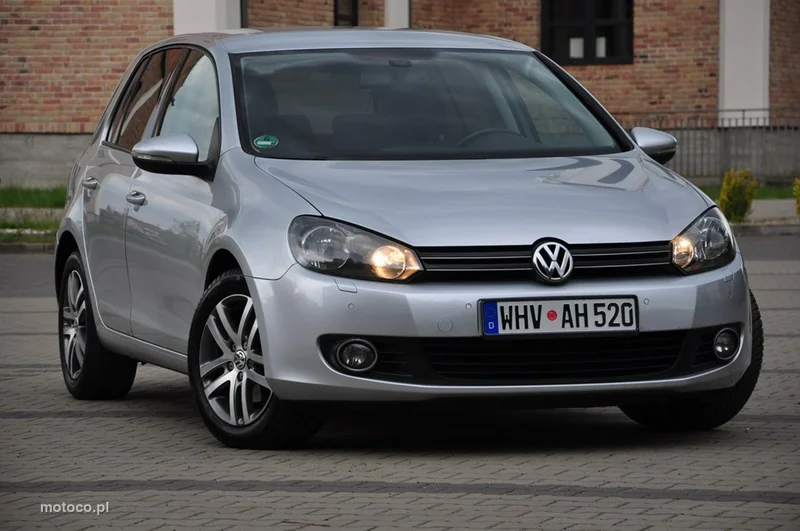 Volkswagen Golf VI 8