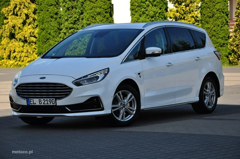 Ford S-Max II 3