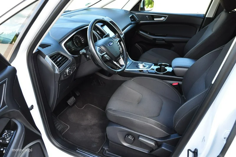 Ford S-Max II 30