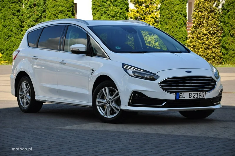 Ford S-Max II 9