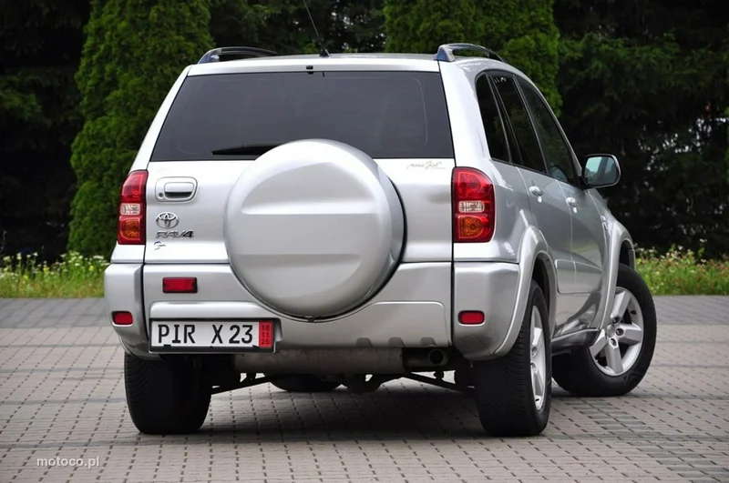 Toyota RAV 4 XA30 13