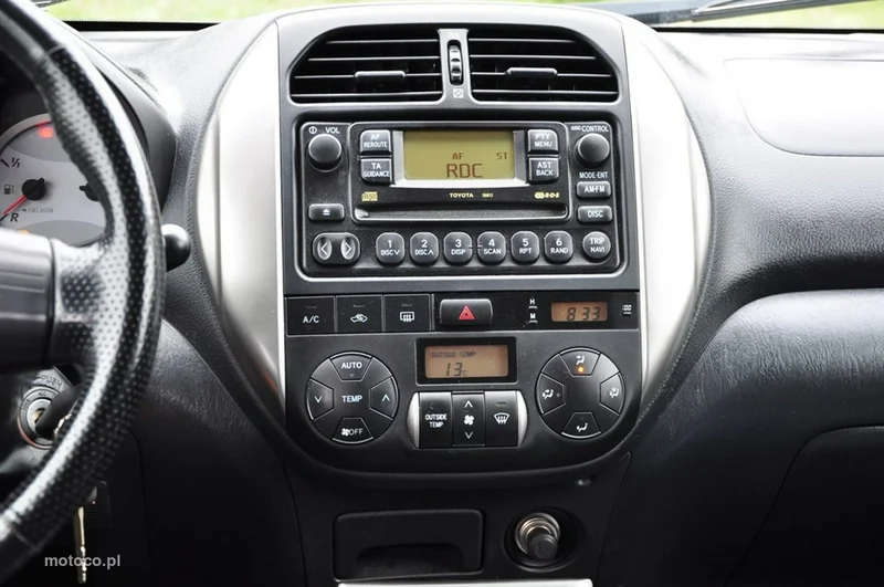 Toyota RAV 4 XA30 32