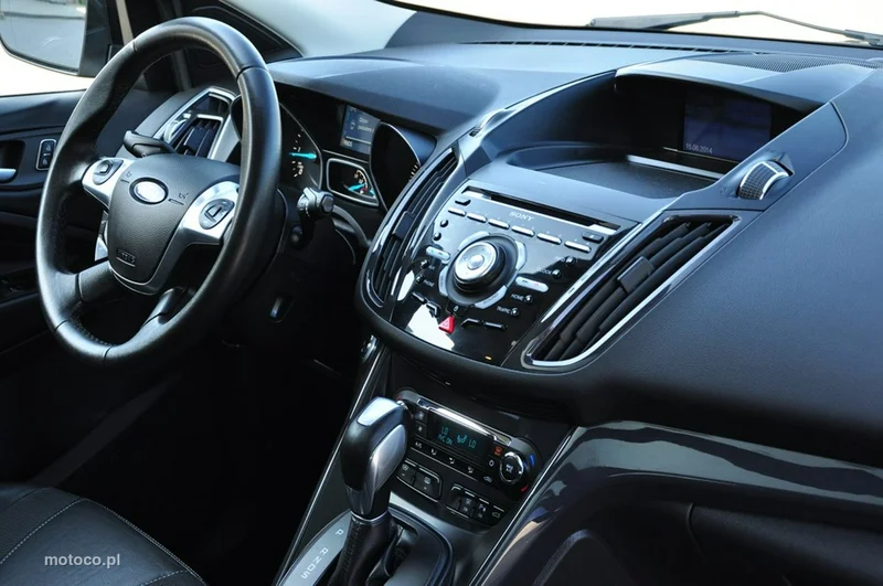 Ford Kuga II 29