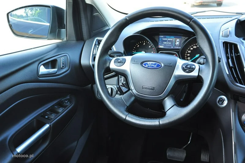 Ford Kuga II 33