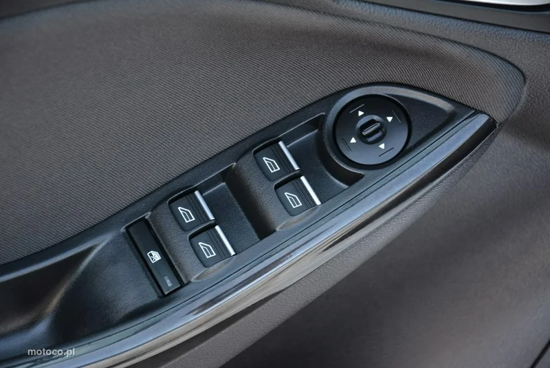 Ford Focus IV 18