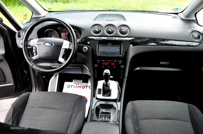Ford Galaxy II 26