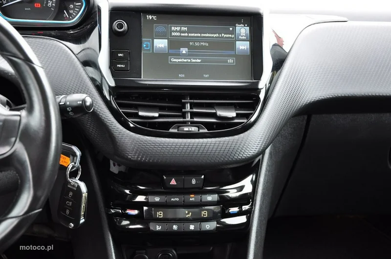 Peugeot 2008 25