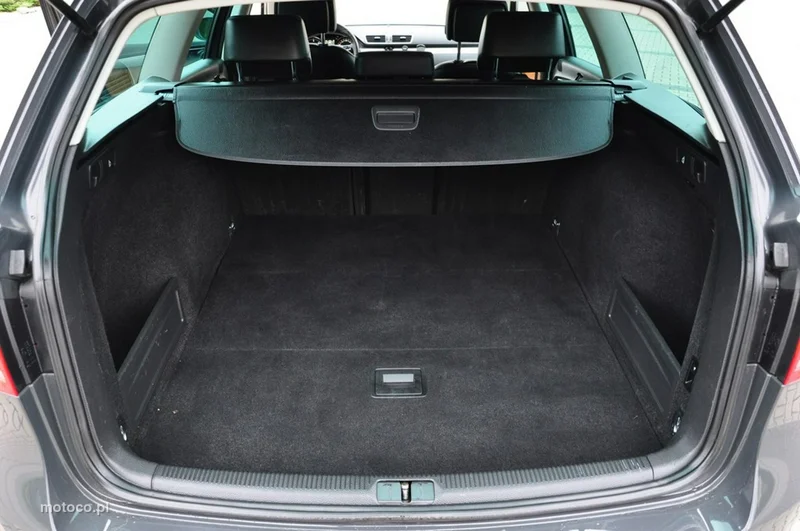 Volkswagen Passat Variant B7 25