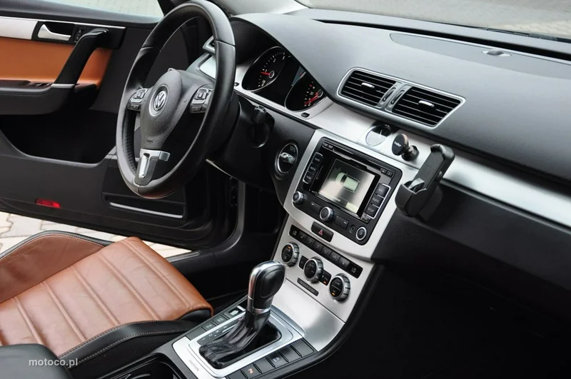 Volkswagen Passat Variant B7 26