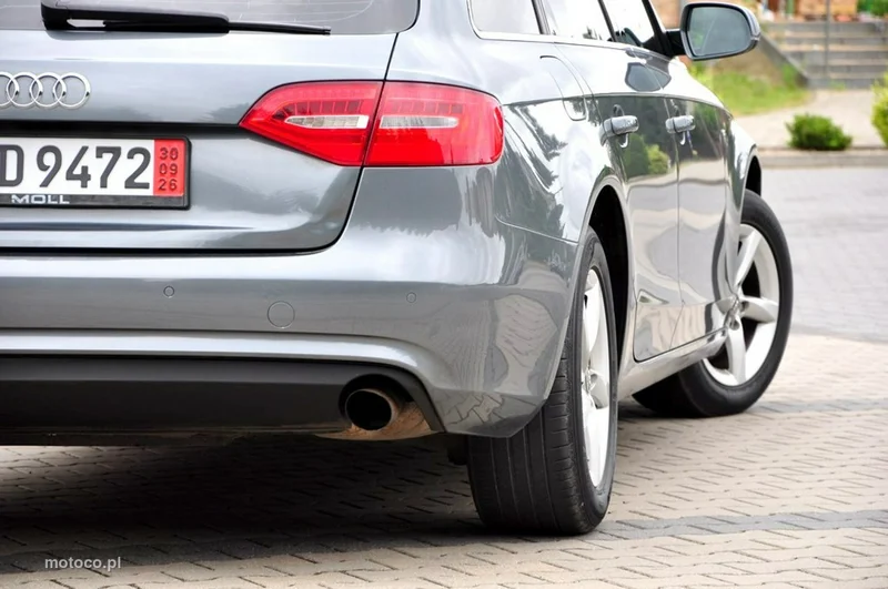 Audi A4 B8 12