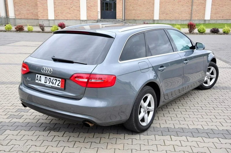 Audi A4 B8 13