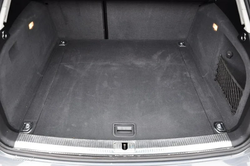 Audi A4 B8 24
