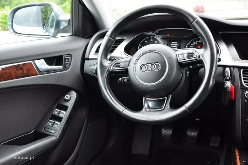 Audi A4 B8 30