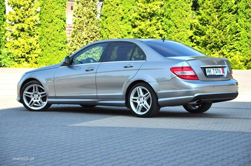 Mercedes-Benz Klasa C W204 C 220 22
