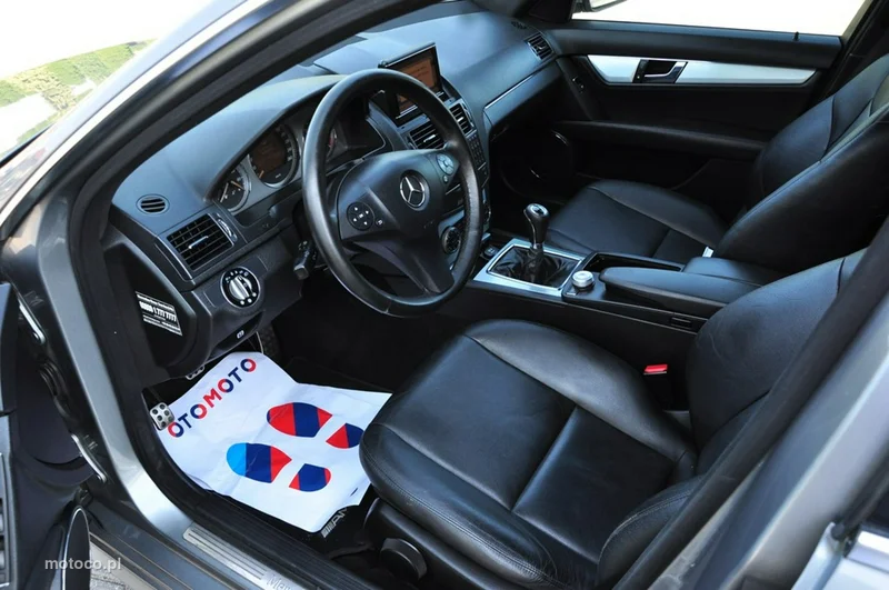 Mercedes-Benz Klasa C W204 C 220 31