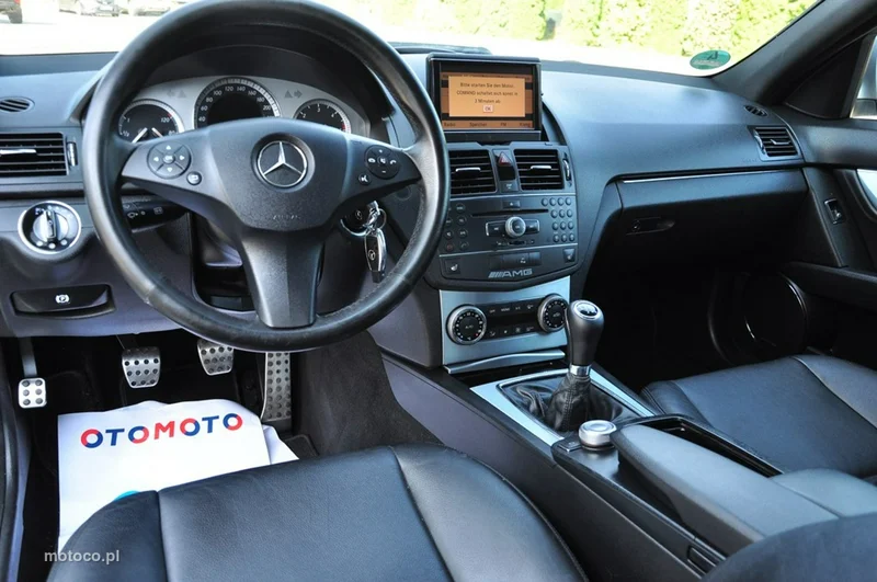 Mercedes-Benz Klasa C W204 C 220 36