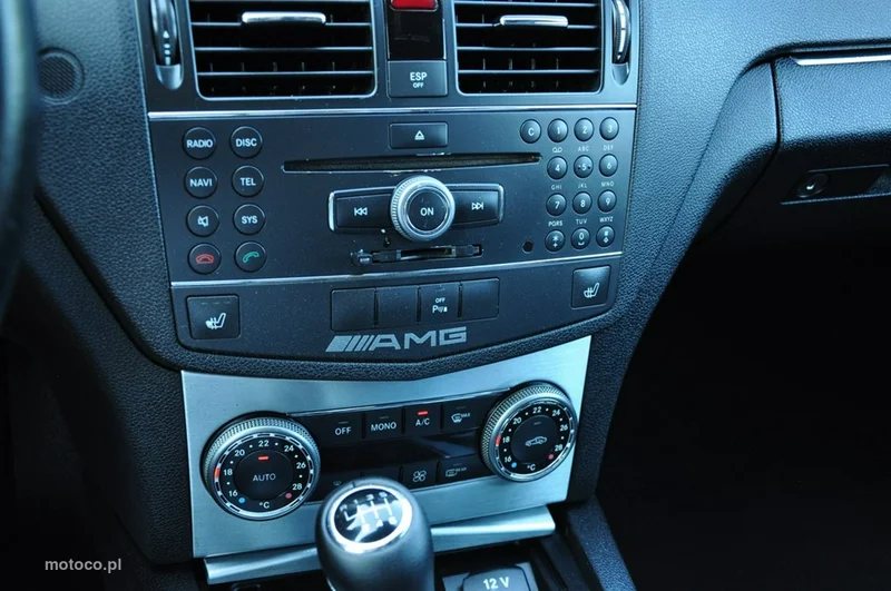 Mercedes-Benz Klasa C W204 C 220 39
