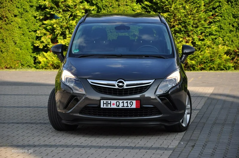 Opel Zafira C Tourer 2