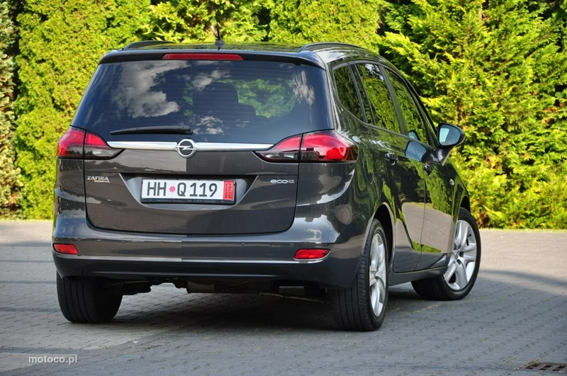 Opel Zafira C Tourer 13