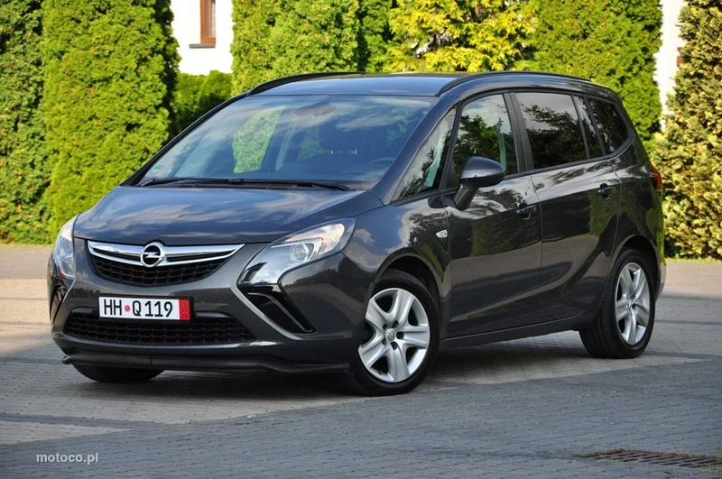 Opel Zafira C Tourer 3