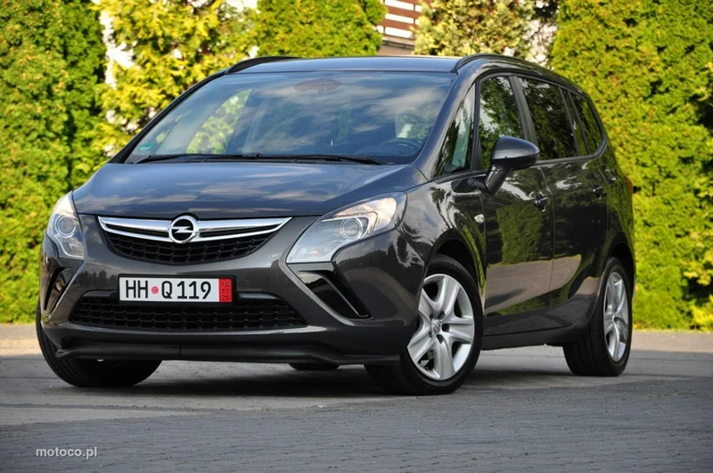 Opel Zafira C Tourer 5