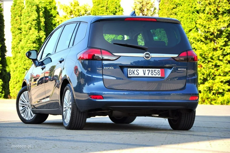 Opel Zafira C Tourer 22