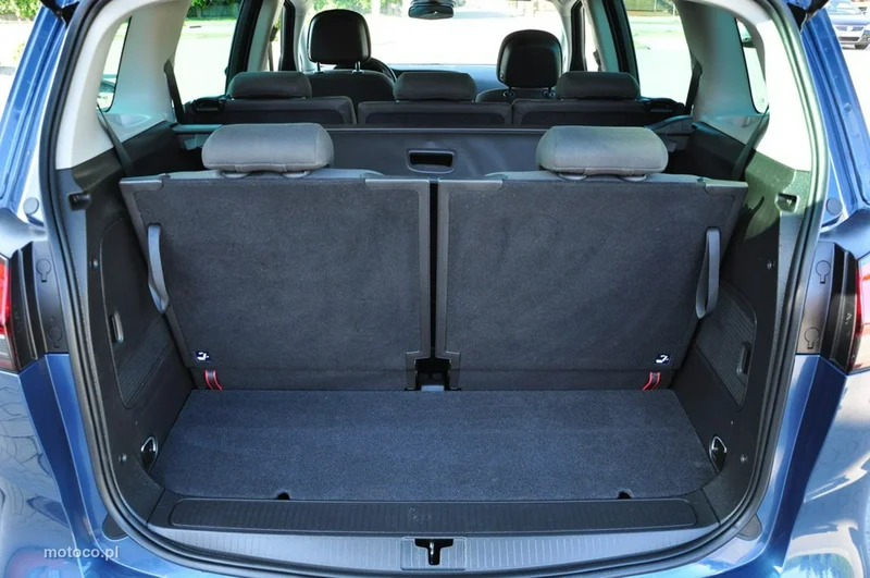 Opel Zafira C Tourer 26