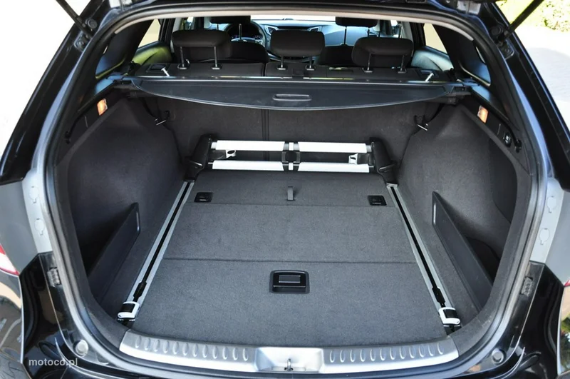 Hyundai i40 25