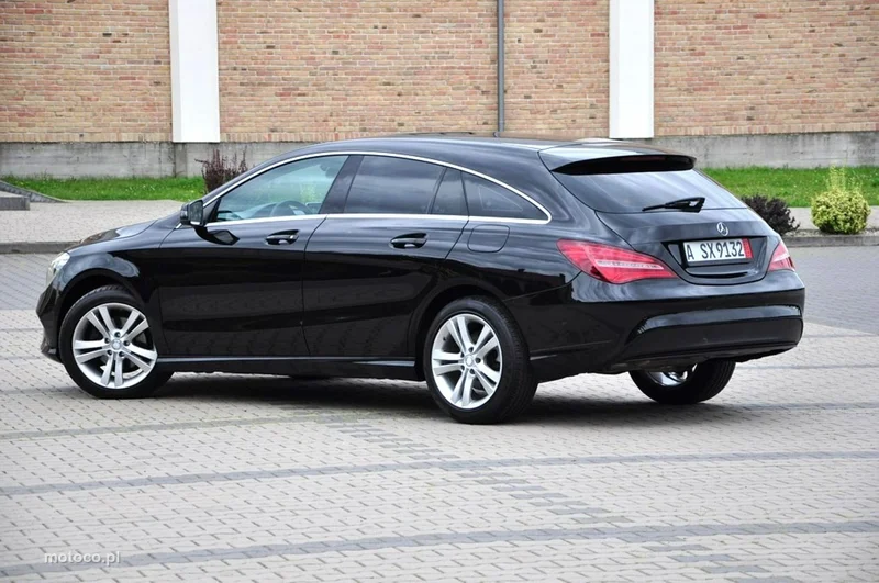 Mercedes-Benz CLA C117 CLA 180 21