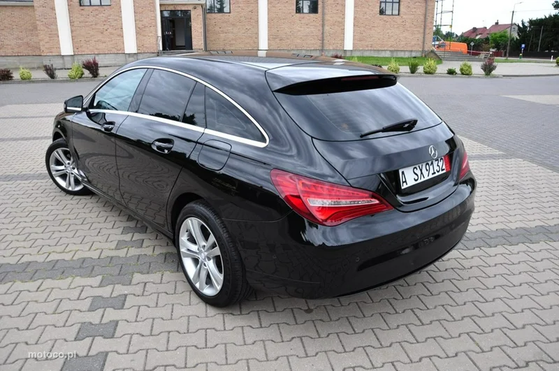 Mercedes-Benz CLA C117 CLA 180 23