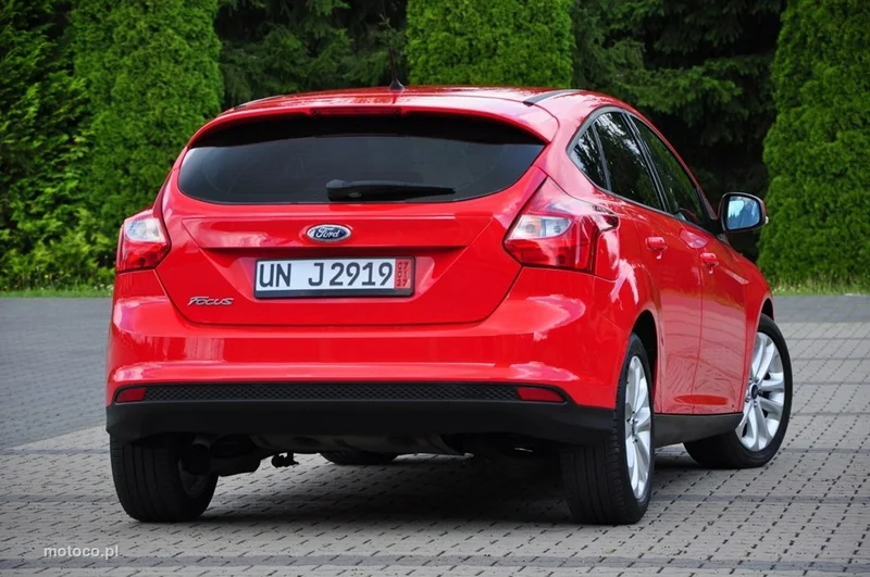 Ford Focus III 13