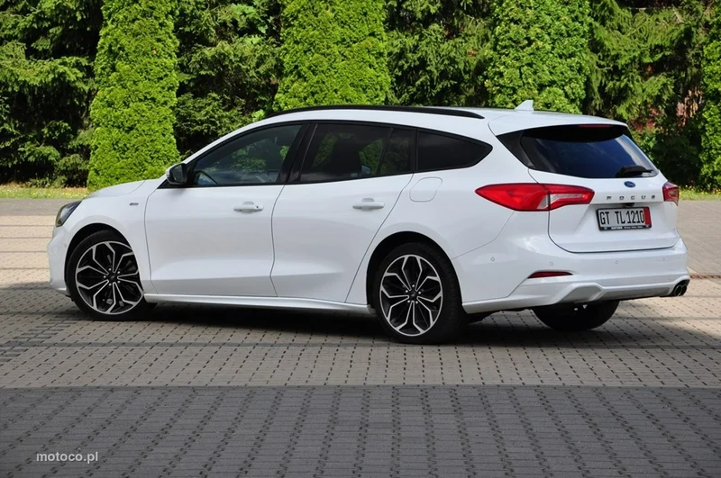 Ford Focus IV 22