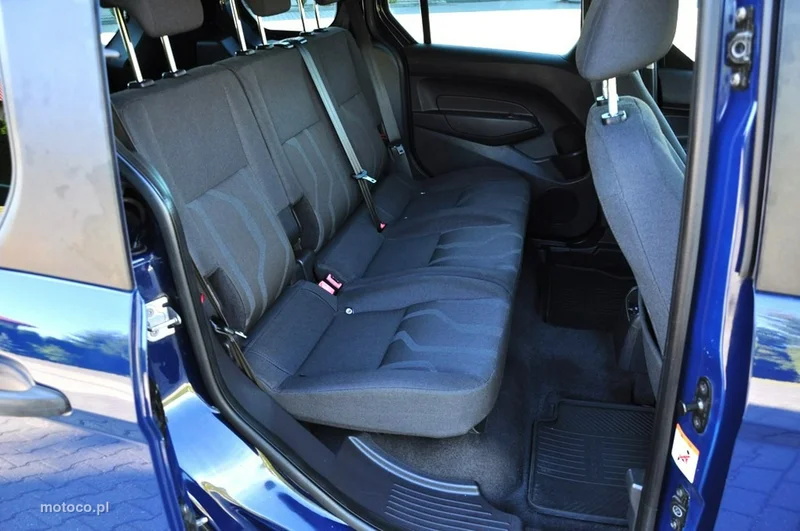 Ford Transit Connect 27