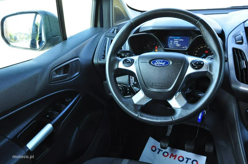 Ford Transit Connect 33