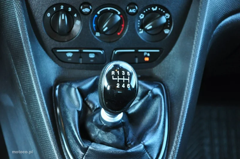 Ford Transit Connect 35