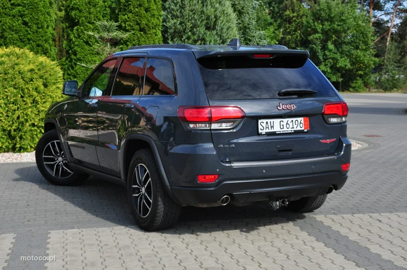 Jeep Grand Cherokee 11