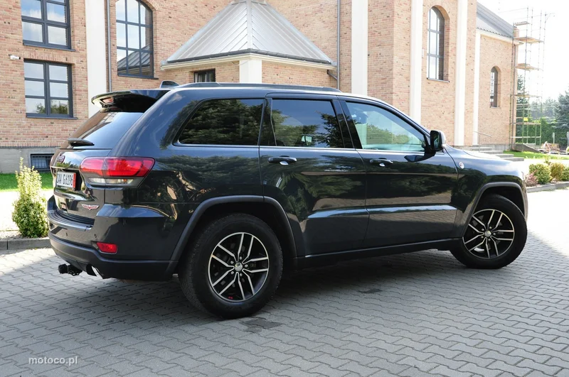 Jeep Grand Cherokee 18