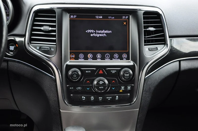 Jeep Grand Cherokee 38